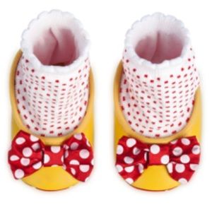 Brand new Minnie Mouse shoes 0-6 months